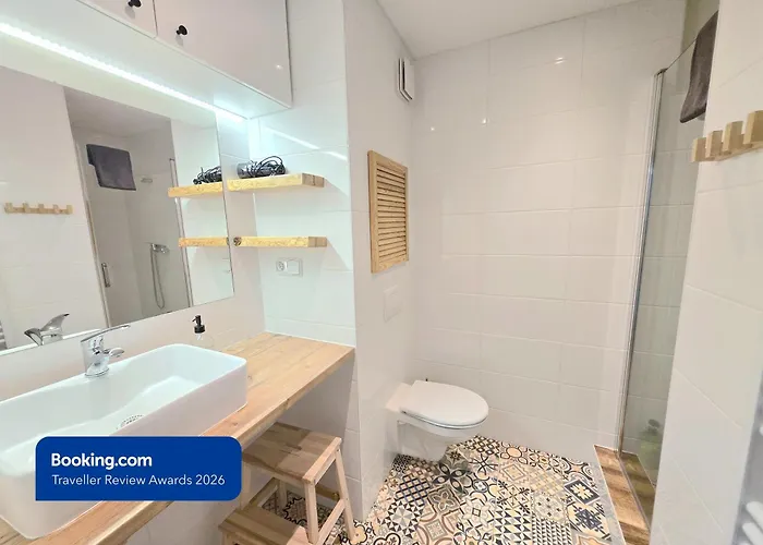 Point Apartman *